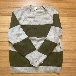 Old Navy Sweater